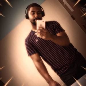 Meet your Posher, Larry